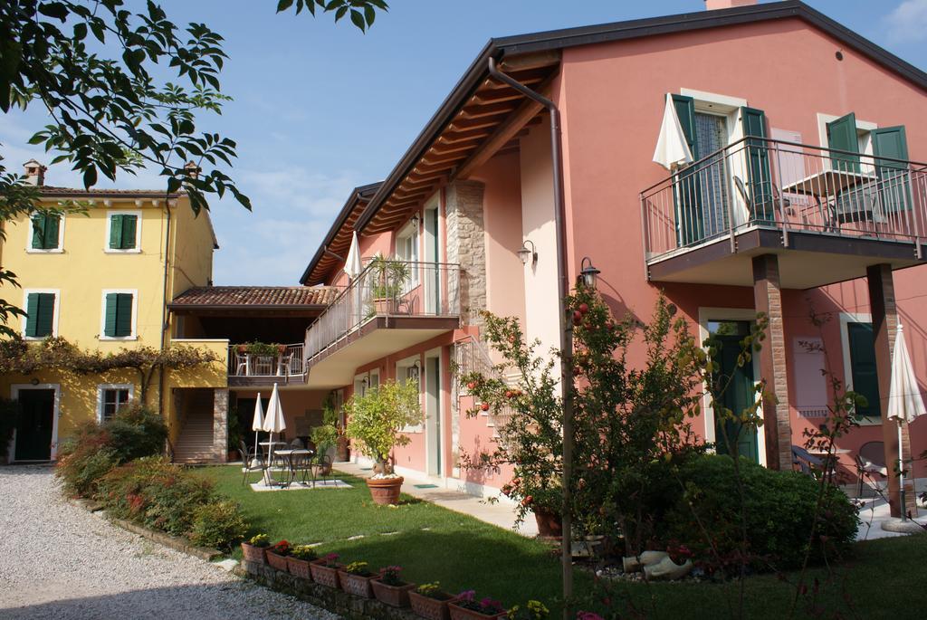 Corte Valesana Lazise Rum bild
